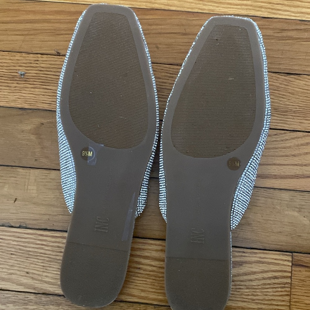 Shoes - Picture 2 of 3